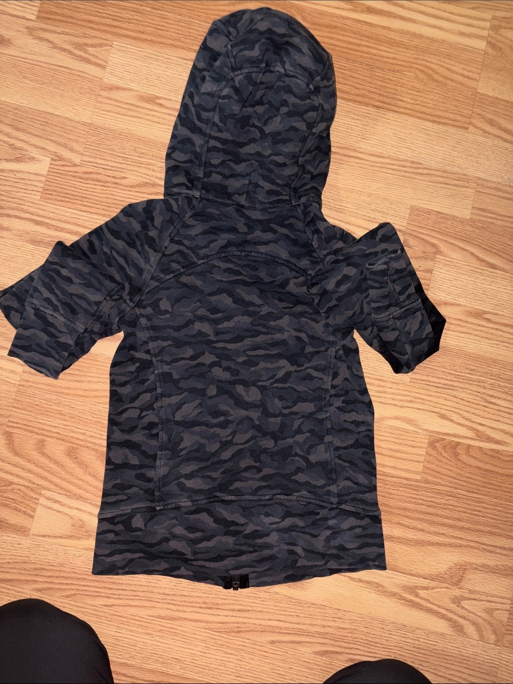 lululemon athletica Black & Charcoal Camouflage Zip Hoodie - Picture 4 of 4